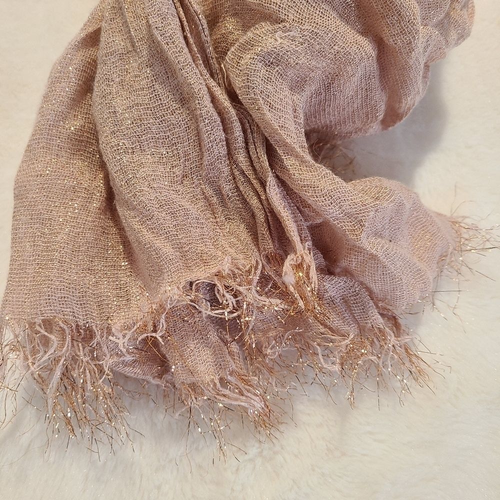 Scarf  - Picture 7 of 10